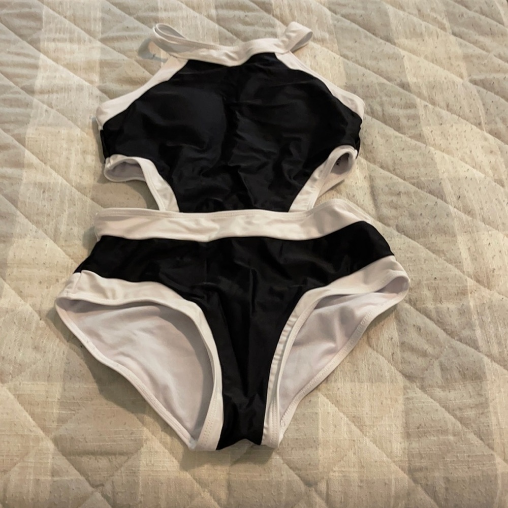 This is a swimsuit size S